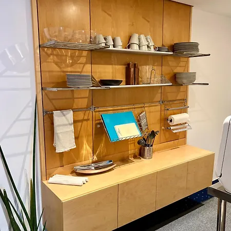 Modern Private With Kitchen, Wifi & Parking Апартаменты Фельдкирьх