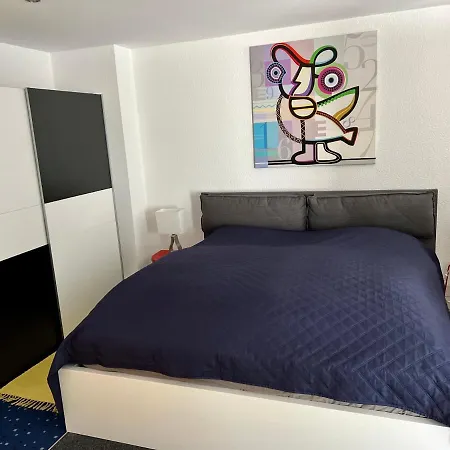 Modern Private With Kitchen, Wifi & Parking *